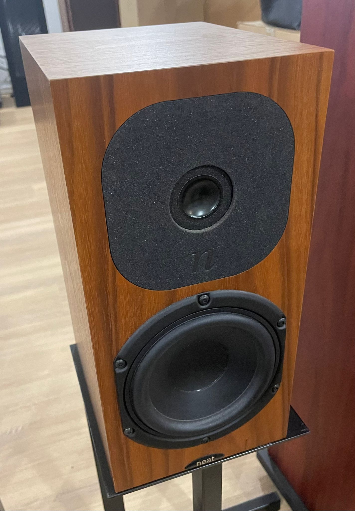 Neat Acoustics - Neat Acoustics Motive SX3 Speakers Pair (Without Stands) - 2 Neat Acoustics - Neat Acoustics Motive SX3 Speakers Pair (Without Stands) - 2
