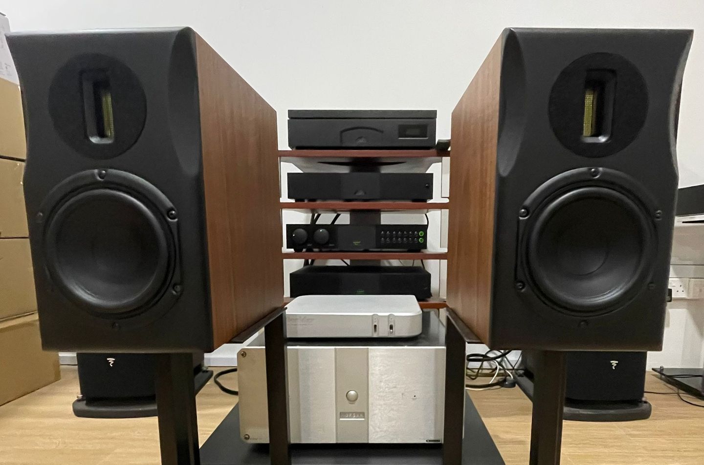 Neat Acoustics - Neat Acoustics Ministra Book Shelf Speakers Pair - Without Stands - main Neat Acoustics - Neat Acoustics Ministra Book Shelf Speakers Pair - Without Stands - main