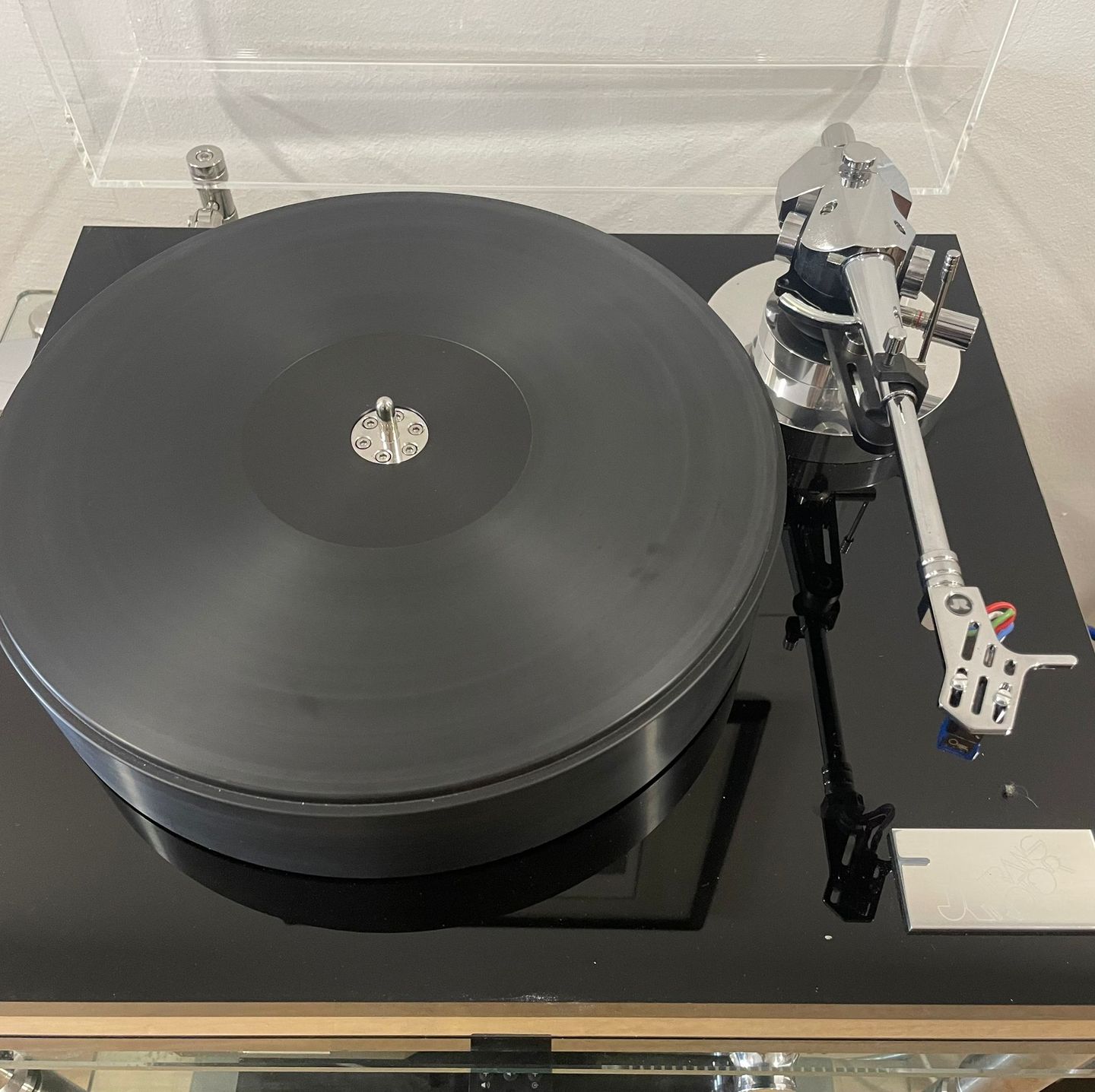 Transrotor - Transrotor Strato Turntable (Black Nero) with TR9 Chrom Tonearm/Figaro MC Cartridge and Konstant FMD Power Supply - 2
