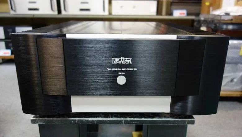 Mark Levinson - Mark Levinson No.534 Dual-Monaural Power Amplifier - main Mark Levinson - Mark Levinson No.534 Dual-Monaural Power Amplifier - main