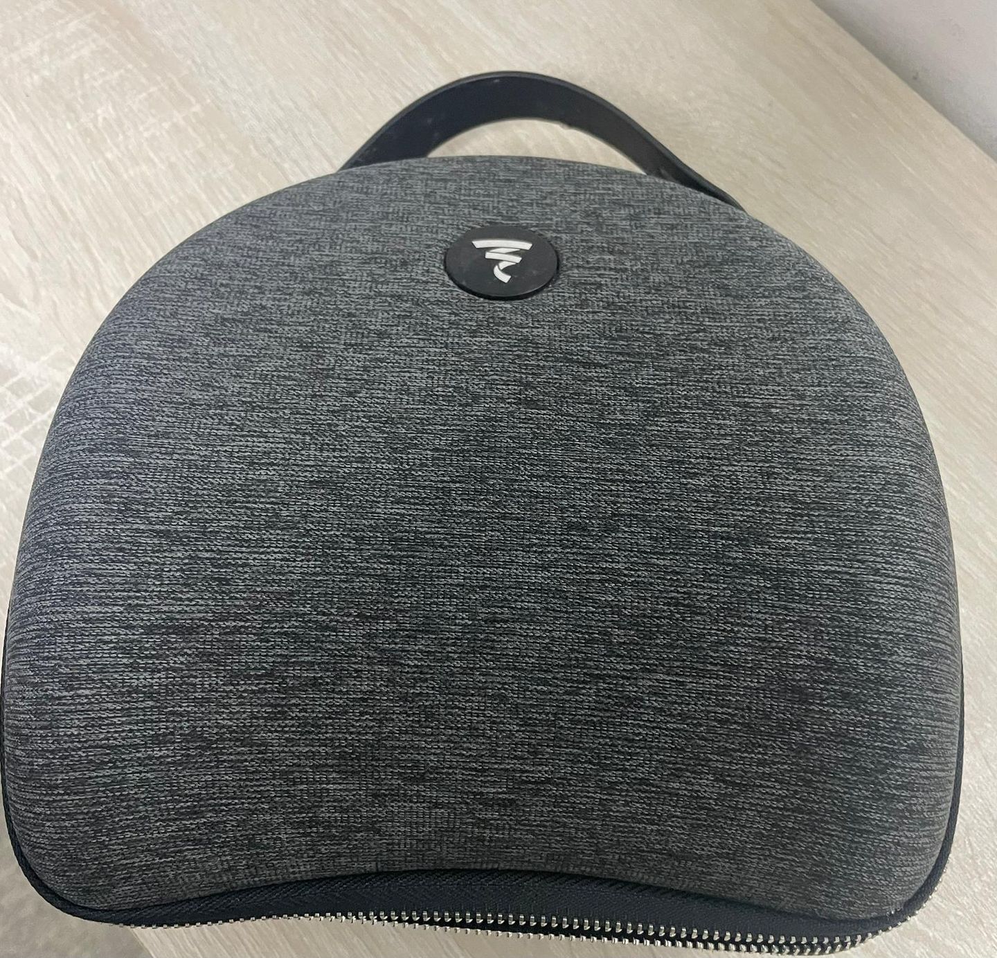 Focal - Focal Headphones Hardshell Carrying Case - 4 Focal - Focal Headphones Hardshell Carrying Case - 4