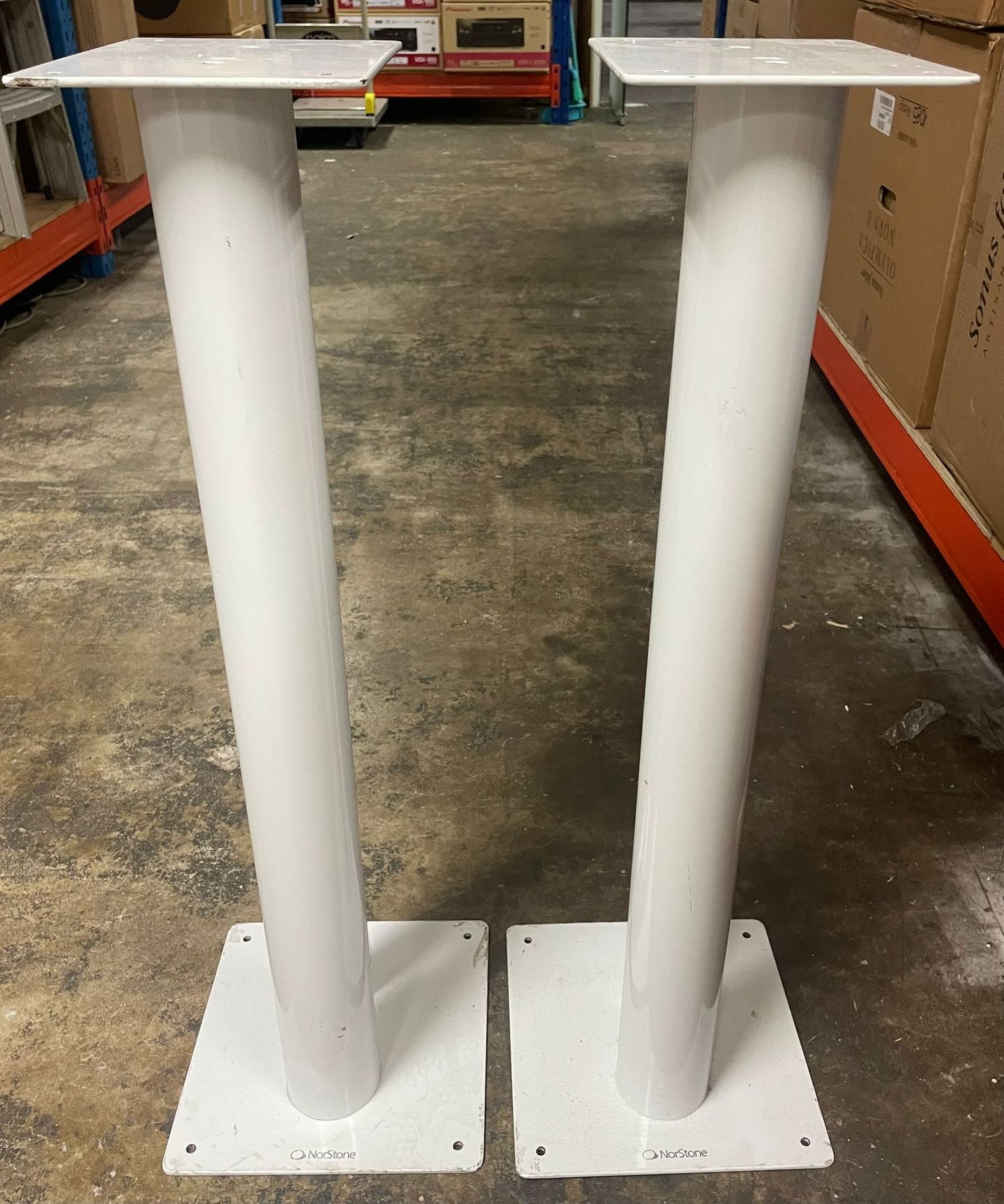 Norstone - Norstone Stylum 3 Speaker Stand Pair - White, Height: 78cm Norstone - Norstone Stylum 3 Speaker Stand Pair - White, Height: 78cm