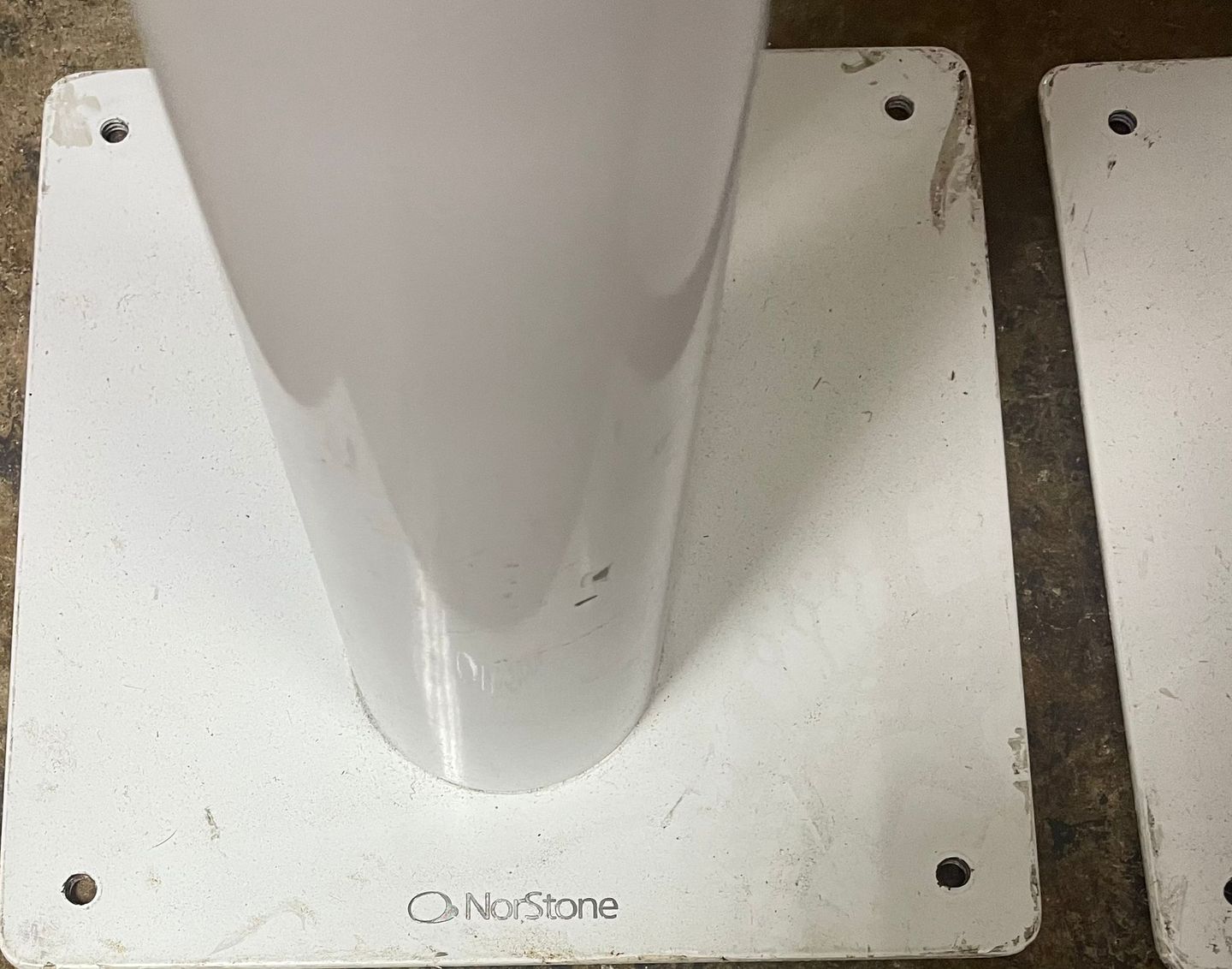 Norstone - Norstone Stylum 3 Speaker Stand Pair - White, Height: 78cm - 3 Norstone - Norstone Stylum 3 Speaker Stand Pair - White, Height: 78cm - 3