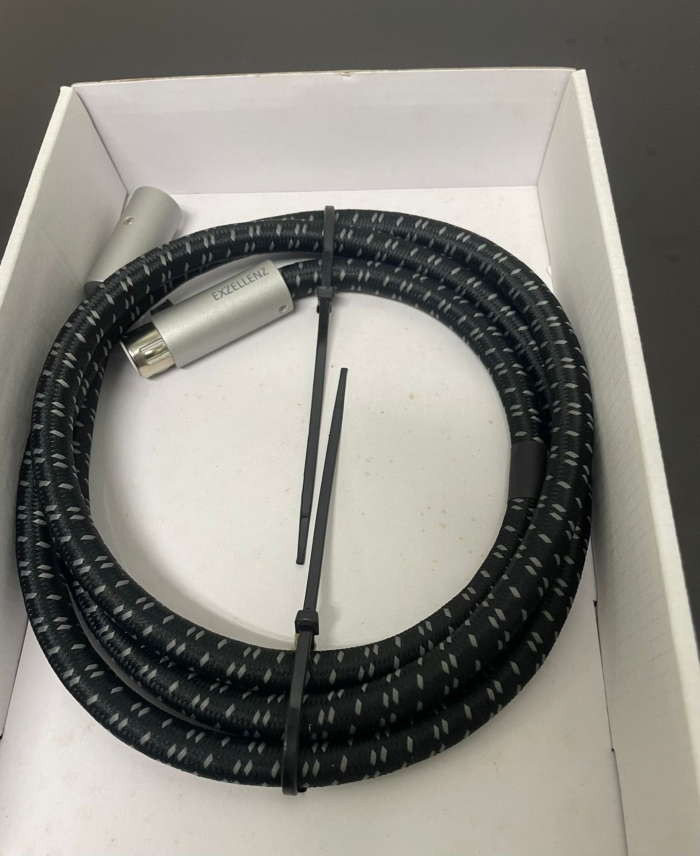 Inakustik - Inakustik Digital cable XLR AES/EBU 1.5 Meter Pair - 5 Inakustik - Inakustik Digital cable XLR AES/EBU 1.5 Meter Pair - 5