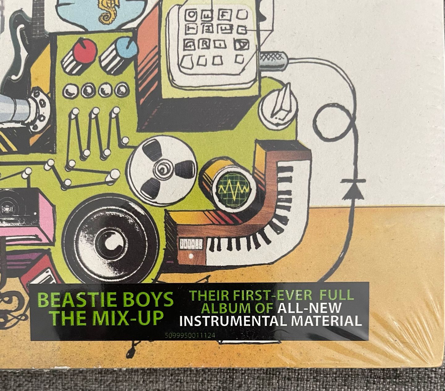 Beastie Boys - The Mix-Up | Capitol Records (50999 5 00111 2 4) - 4
