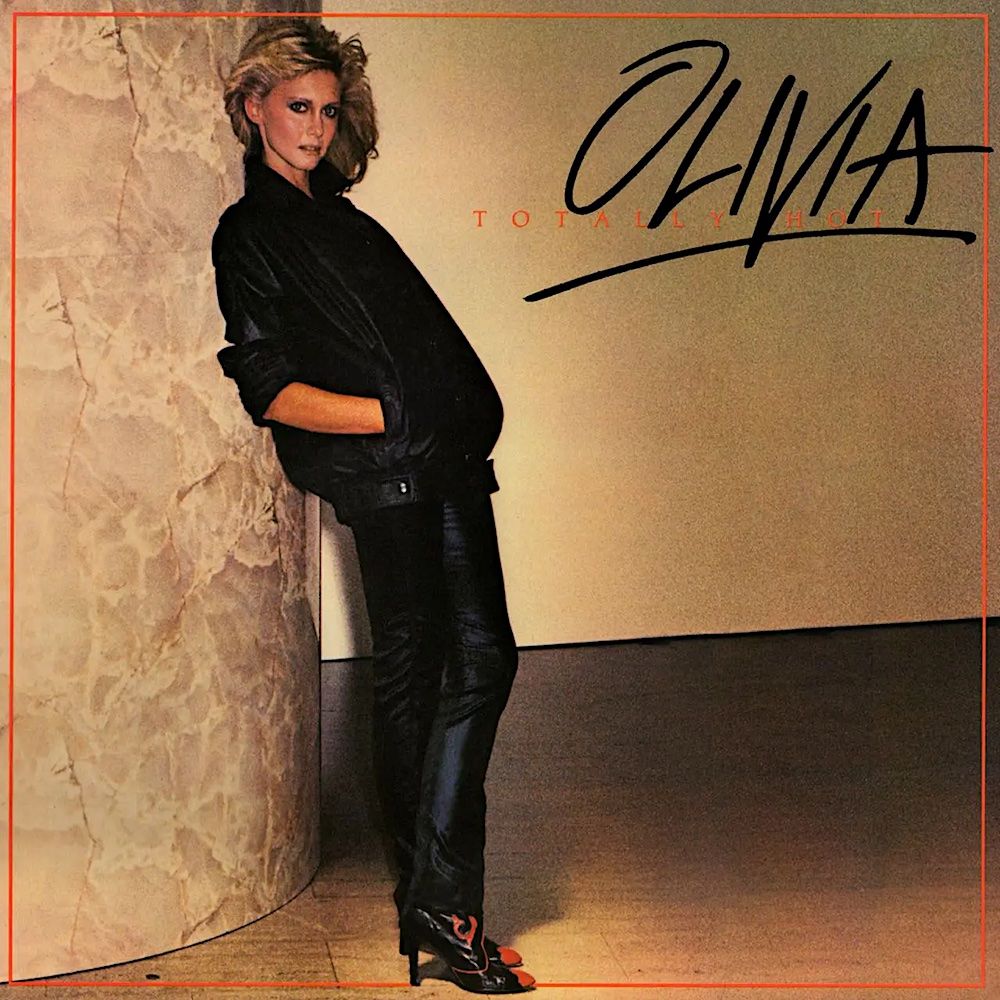 Olivia Newton-John - Totally Hot [Vinyl] | MCA Records (MCA 3067)