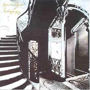 Mazzy Star - She Hangs Brightly | Capitol Records (602475768555)