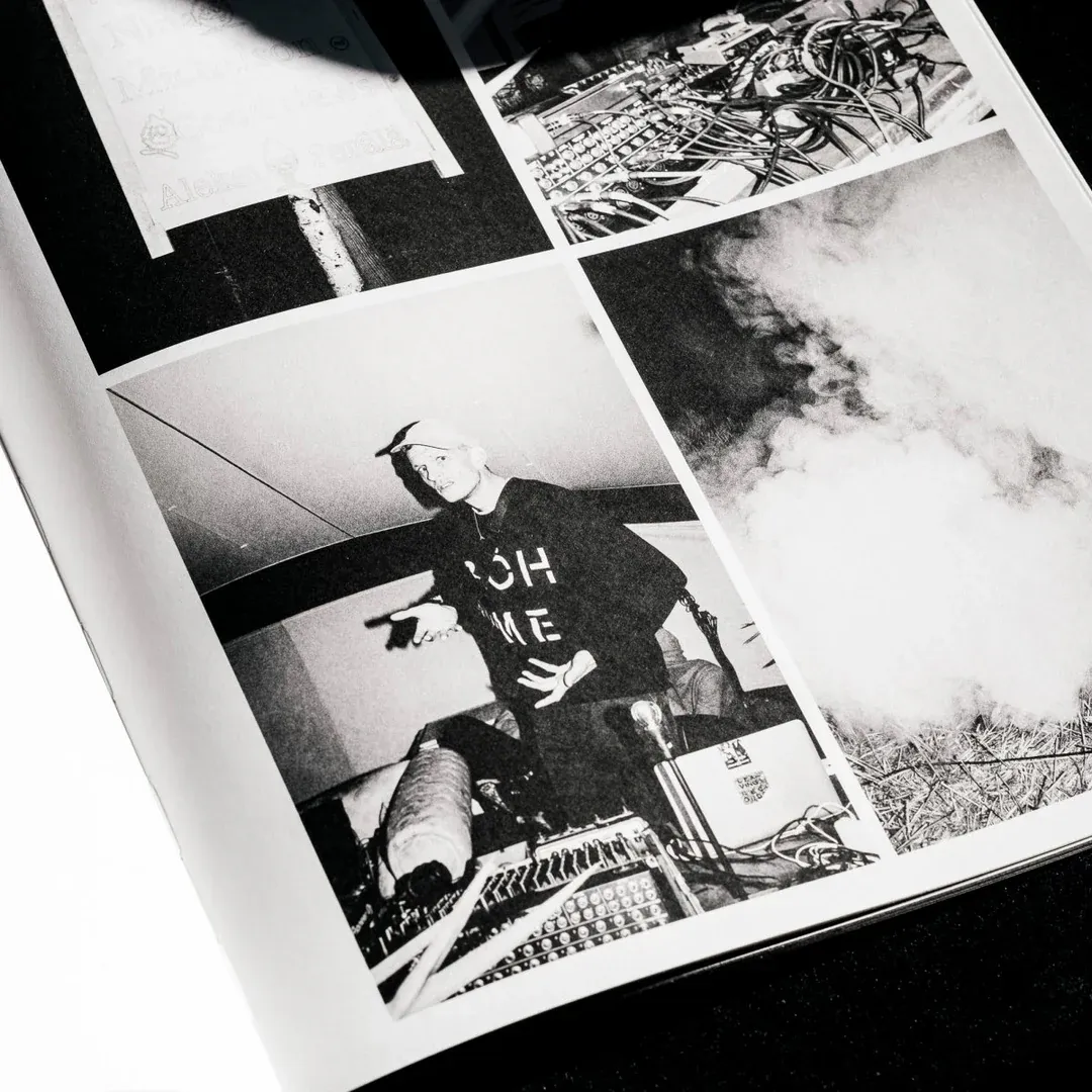Nightdigital - Zum Bungalowdorf 1 - a Nachtdigital book by Christian Rothe - 4 Nightdigital - Zum Bungalowdorf 1 - a Nachtdigital book by Christian Rothe - 4