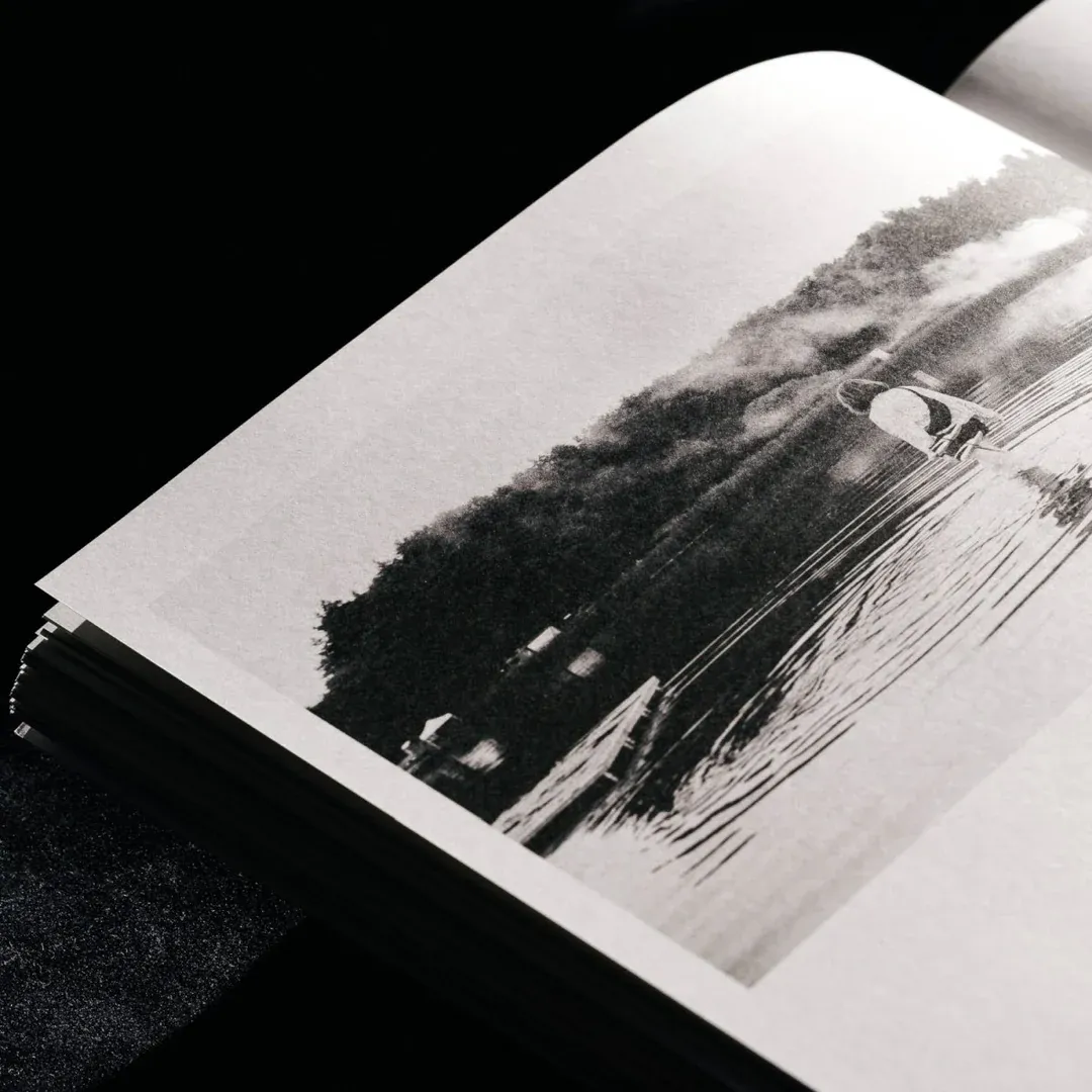 Nightdigital - Zum Bungalowdorf 1 - a Nachtdigital book by Christian Rothe - 2 Nightdigital - Zum Bungalowdorf 1 - a Nachtdigital book by Christian Rothe - 2