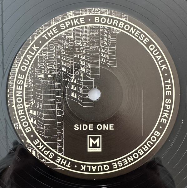 Bourbonese Qualk - The Spike | Mannequin (MNQ 114) - 3 Bourbonese Qualk - The Spike | Mannequin (MNQ 114) - 3