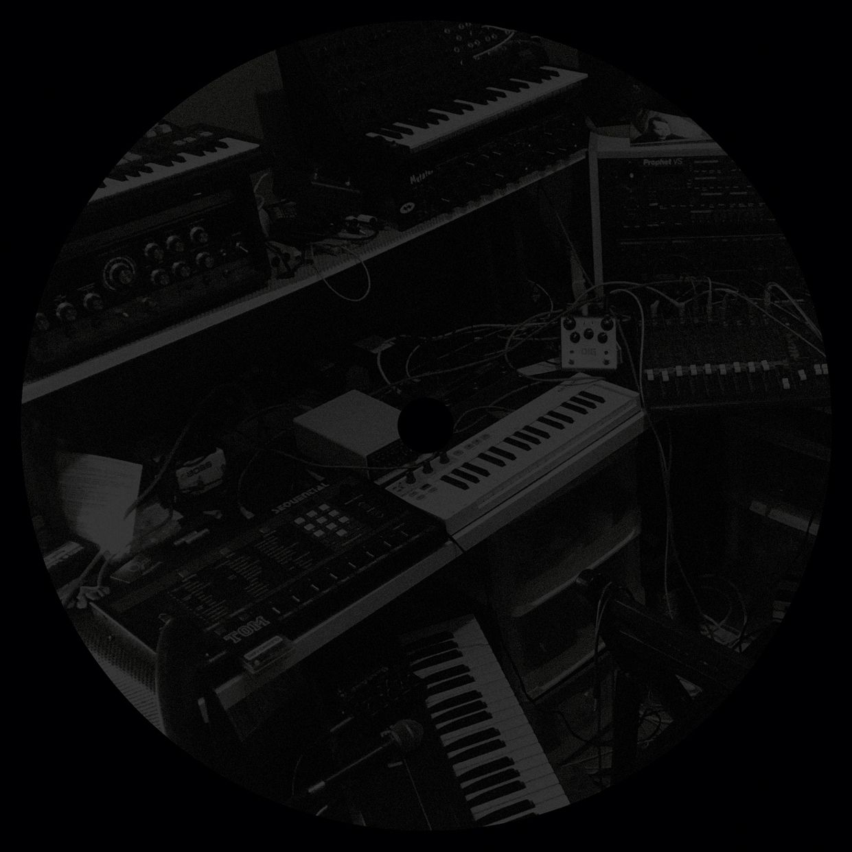 Cliff Solomon & The Jak & Lex Lathan & William Kincaid - Battle Cry / The Call (Over The Edge) / Circuit Collapse | Dirty Blends (DB 011) - 2 Cliff Solomon & The Jak & Lex Lathan & William Kincaid - Battle Cry / The Call (Over The Edge) / Circuit Collapse | Dirty Blends (DB 011) - 2