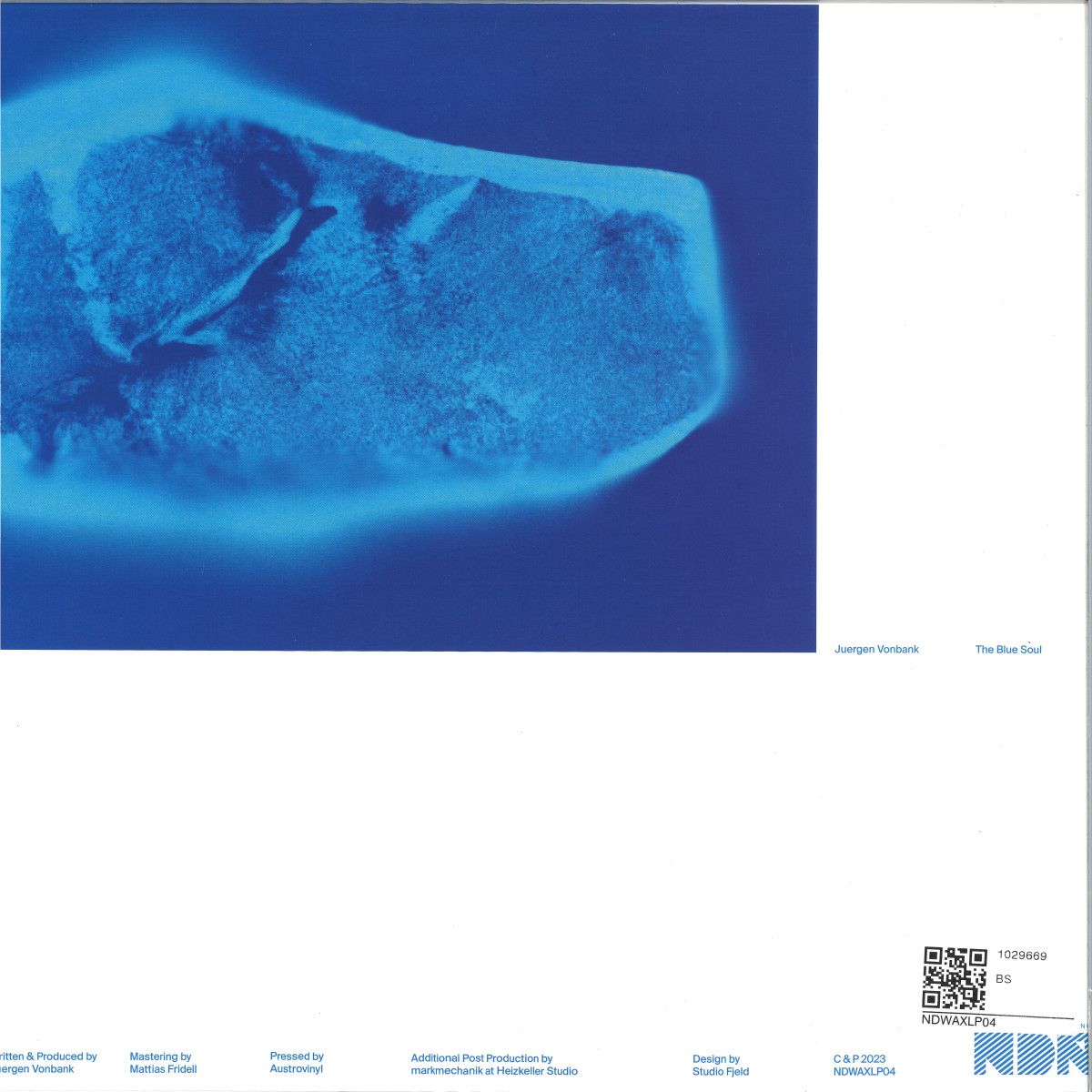Juergen Vonbank - The Blue Soul | Night Defined Recordings (NDWAXLP04) - 3 Juergen Vonbank - The Blue Soul | Night Defined Recordings (NDWAXLP04) - 3
