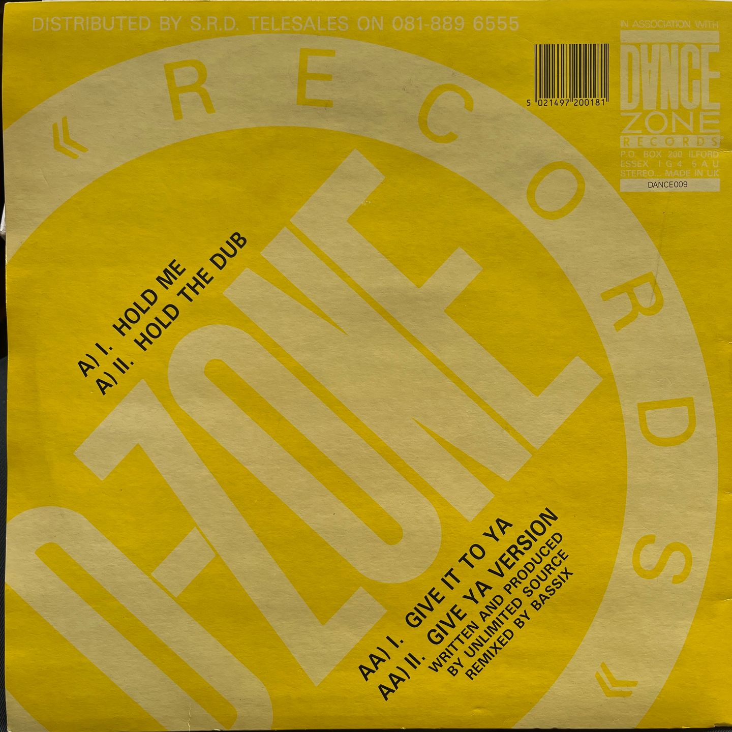 The Big Showdown - Hold Me | D-Zone Records (DANCE 009) - 2