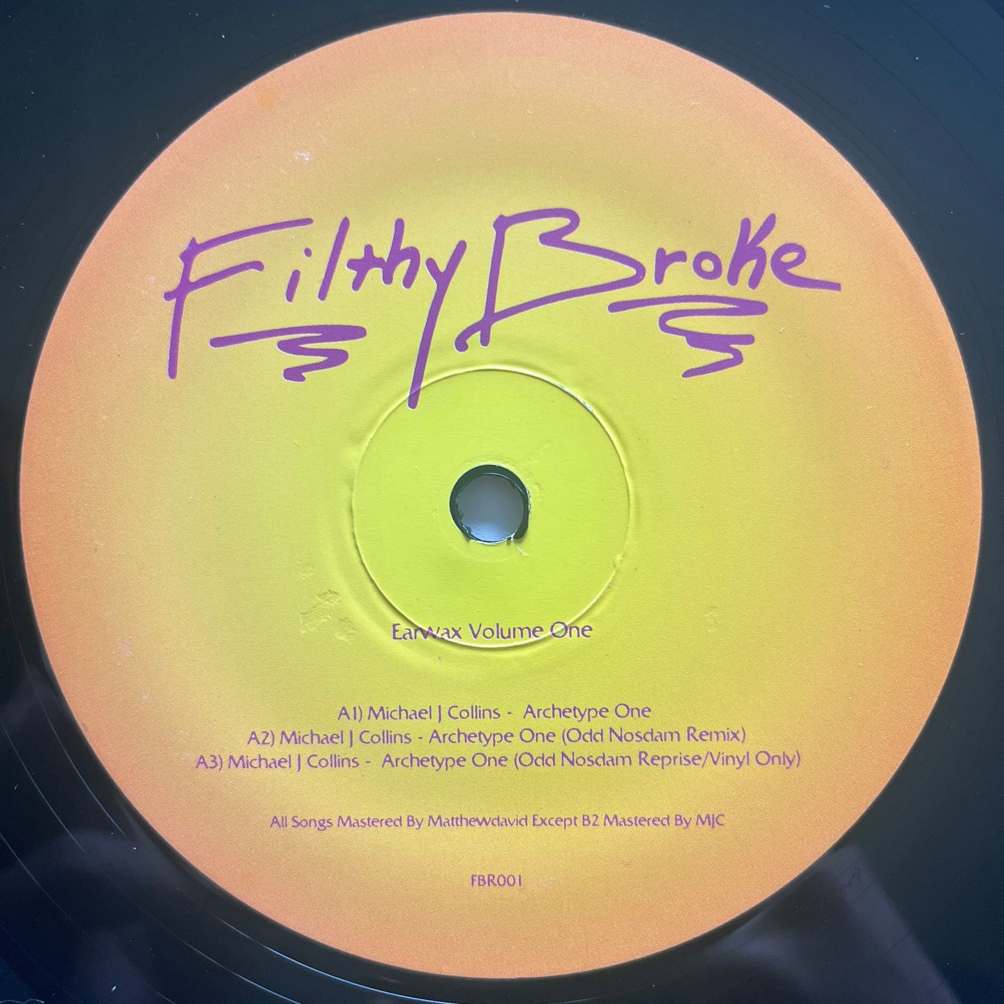 Various - Earwax Volume One | FilthyBroke Recordings (FBR001) - 2 Various - Earwax Volume One | FilthyBroke Recordings (FBR001) - 2