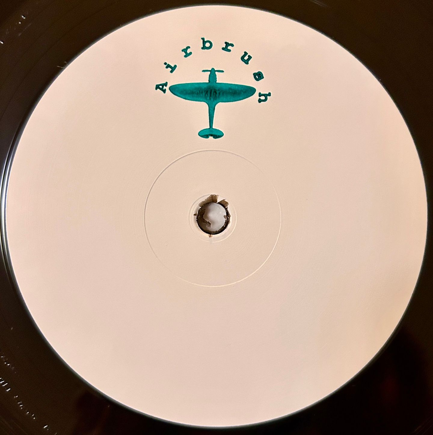 Sequent Consult - Wings Of Fury EP | Airbrush (AIR002) - 2 Sequent Consult - Wings Of Fury EP | Airbrush (AIR002) - 2