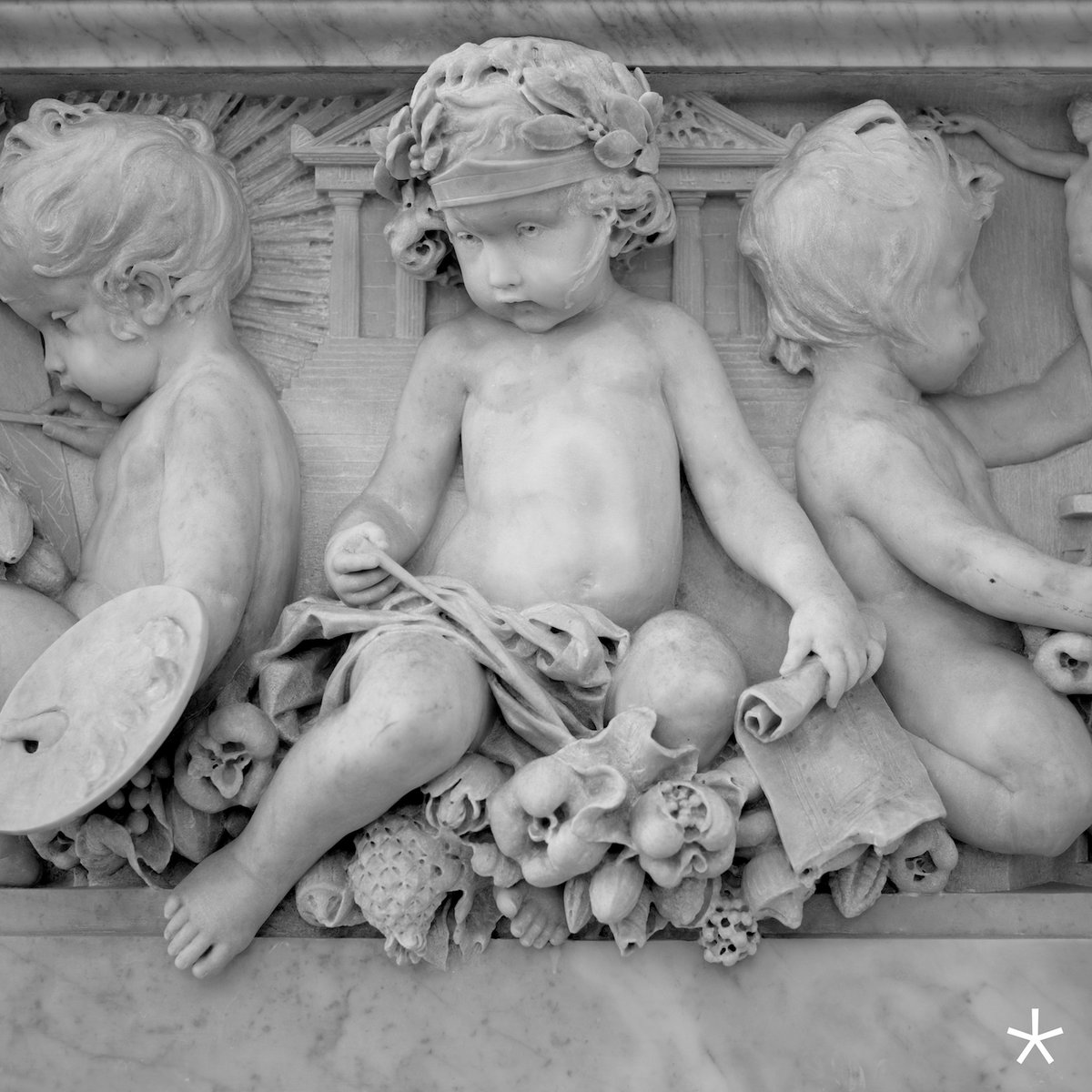 Rainy Miller & Space Afrika - Rainy Miller & Space Afrika - A Grissaille Wedding | () - main Rainy Miller & Space Afrika - Rainy Miller & Space Afrika - A Grissaille Wedding | () - main