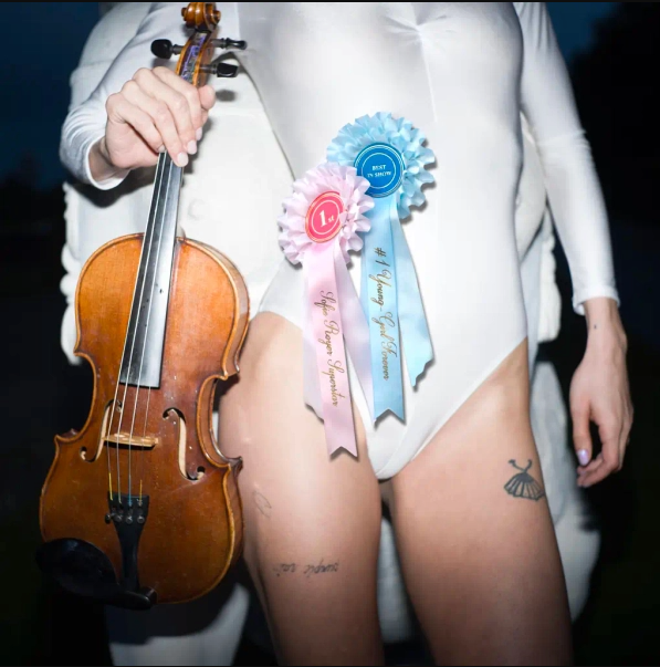 Sofie Royer - Young Girl Forever | Stones Throw Records (STH2501LP) Sofie Royer - Young Girl Forever | Stones Throw Records (STH2501LP)