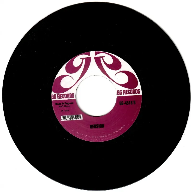 Cornell Campbell - Let The Music Keep On Play | GG Records (GG-4518) - 2 Cornell Campbell - Let The Music Keep On Play | GG Records (GG-4518) - 2