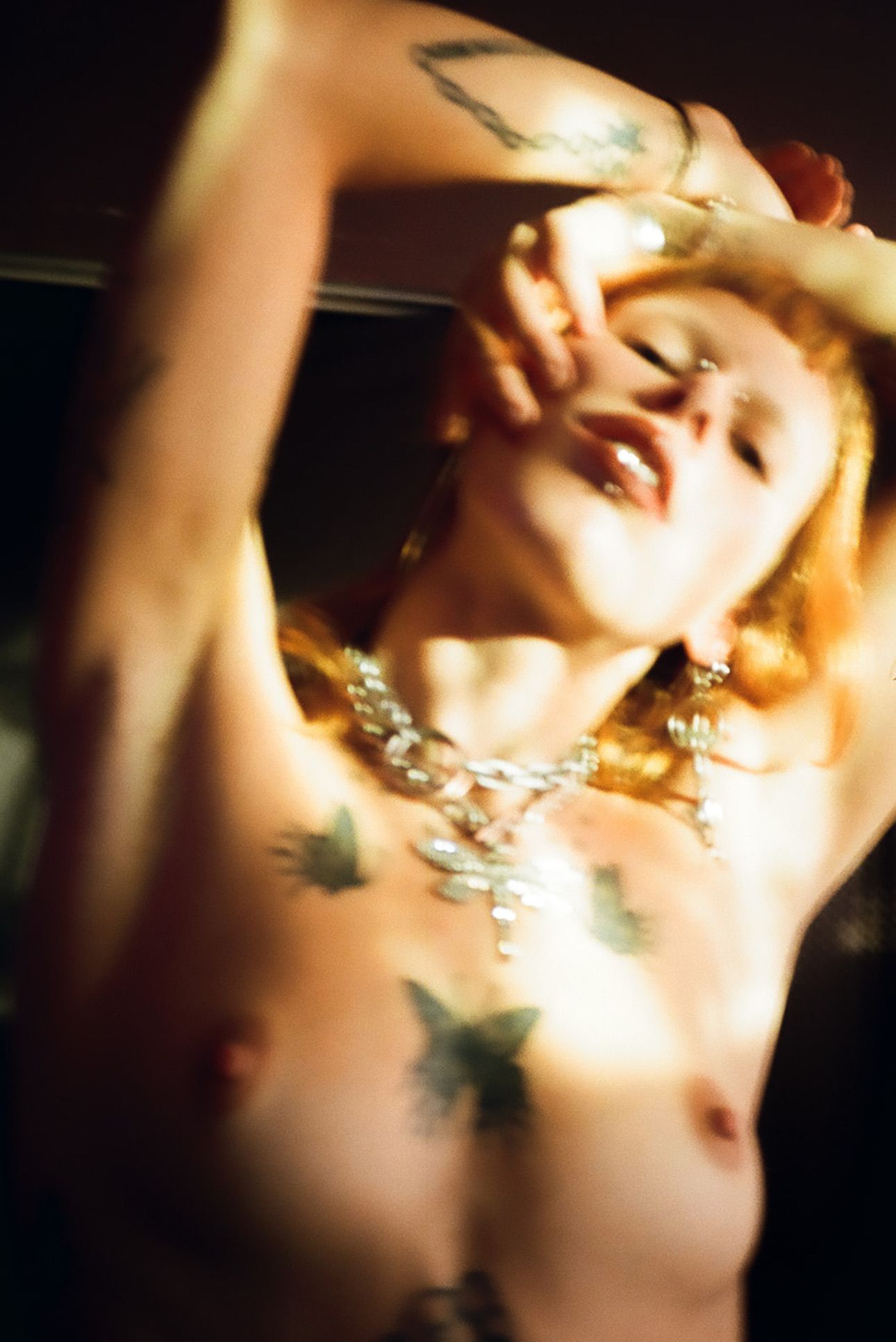 Ella Mikayelyan - Valentina Color 35mm film, Matte 9 x 12 in |  ()