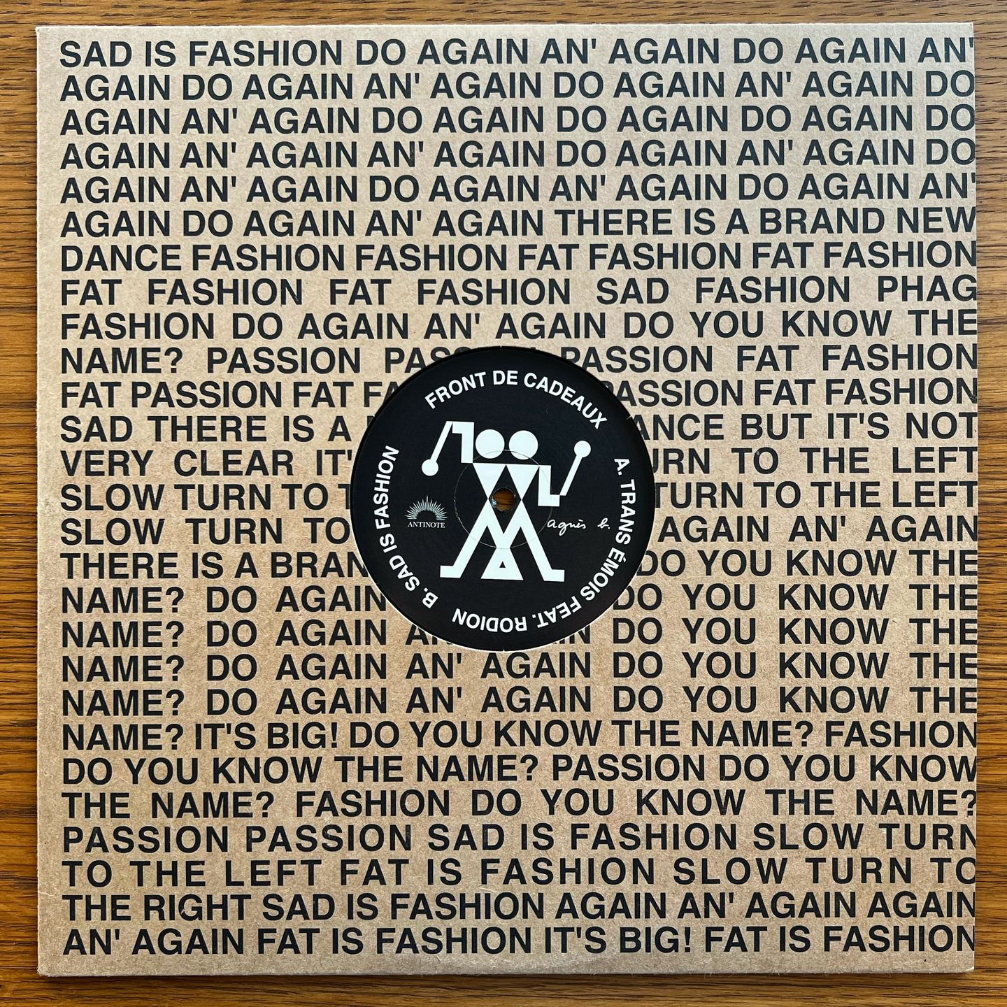 Sad Is Fashion / Trans Émois