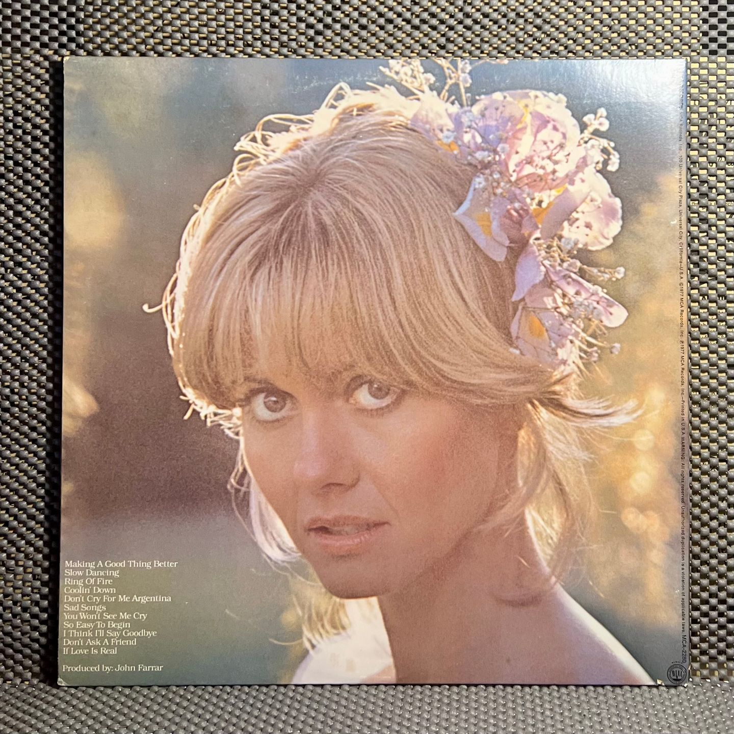Olivia Newton-John - Making A Good Thing Better [LP - 1st US Press 1977 - EX/EX] | MCA Records (MCA-2280) - 3