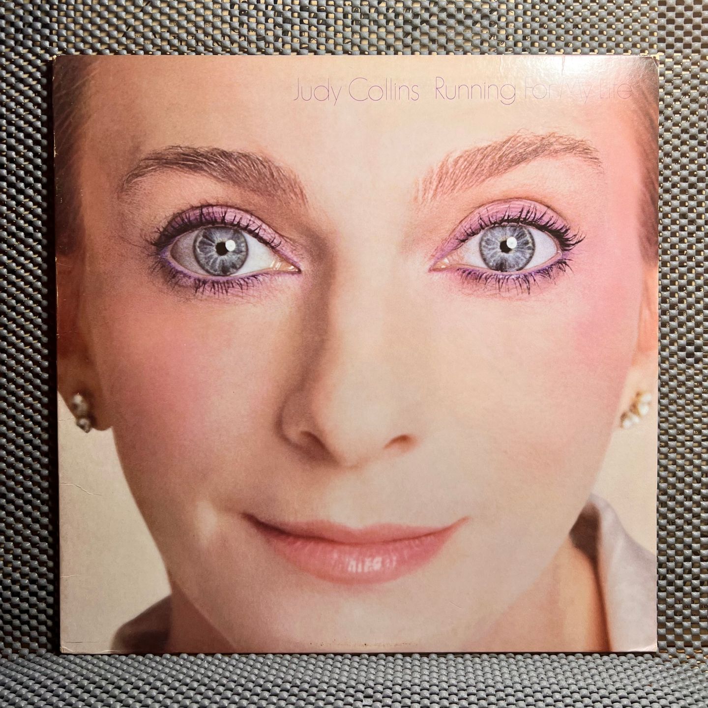 Judy Collins - Running For My Life [Vinyl LP - 1st US Press - 1980 - Elektra - 6E-253 - NM/EX] Folk | Elektra (6E-253) - main
