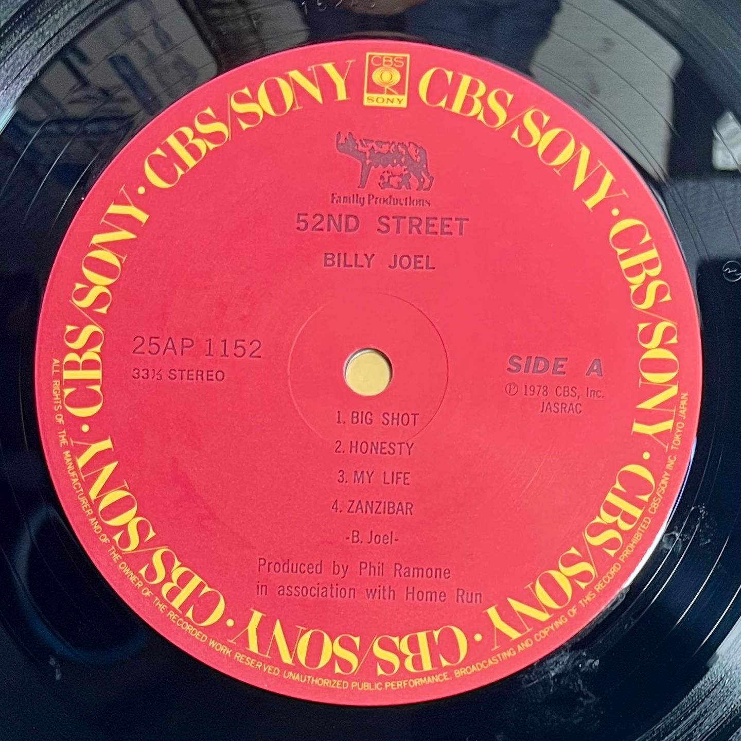 Billy Joel - 52nd Street [Vinyl LP - 1st Japan Press - 1978 - CBS 25AP 1152 - Mint with Obi, Inert & OIS] Pop Rock | CBS/Sony (25AP 1152) - 4