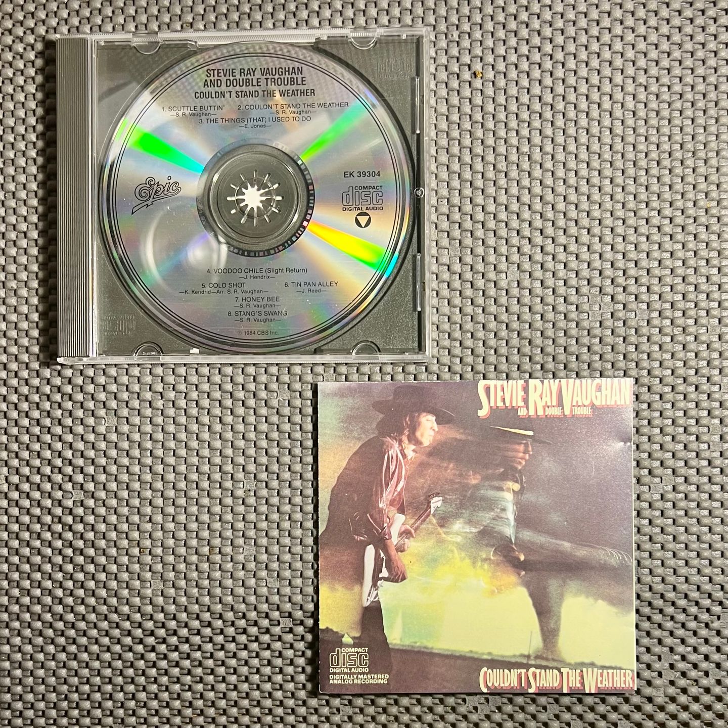 Stevie Ray Vaughan & Double Trouble - Couldn't Stand The Weather [CD - US - Rei Repress - Mint / Mint] Blues Rock | Epic (EK 39304) - 3