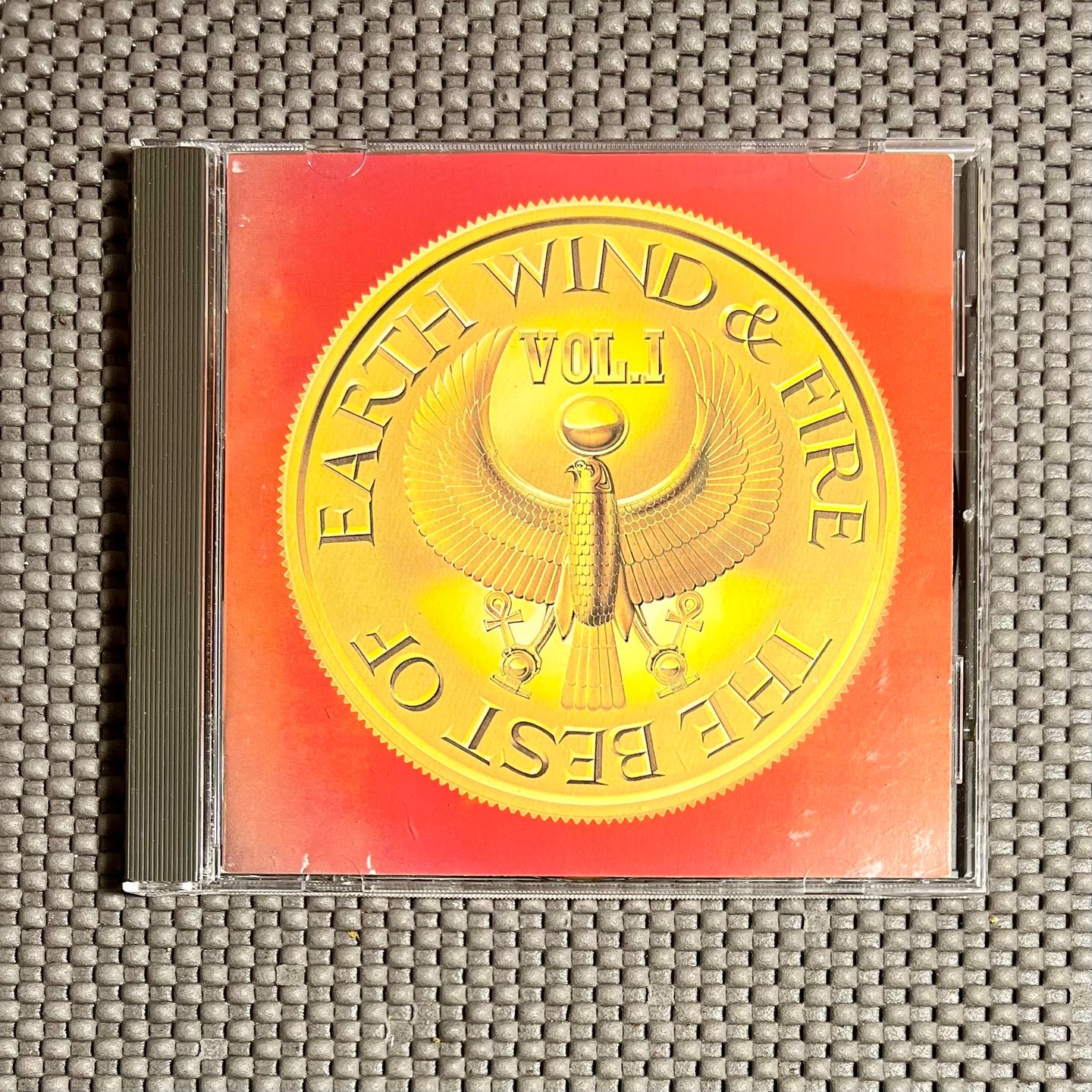 Earth, Wind & Fire - The Best Of Earth, Wind & Fire Vol. I [CD - EU - 1989 - VG+/EX] | CBS (CDCBS 32536) - main