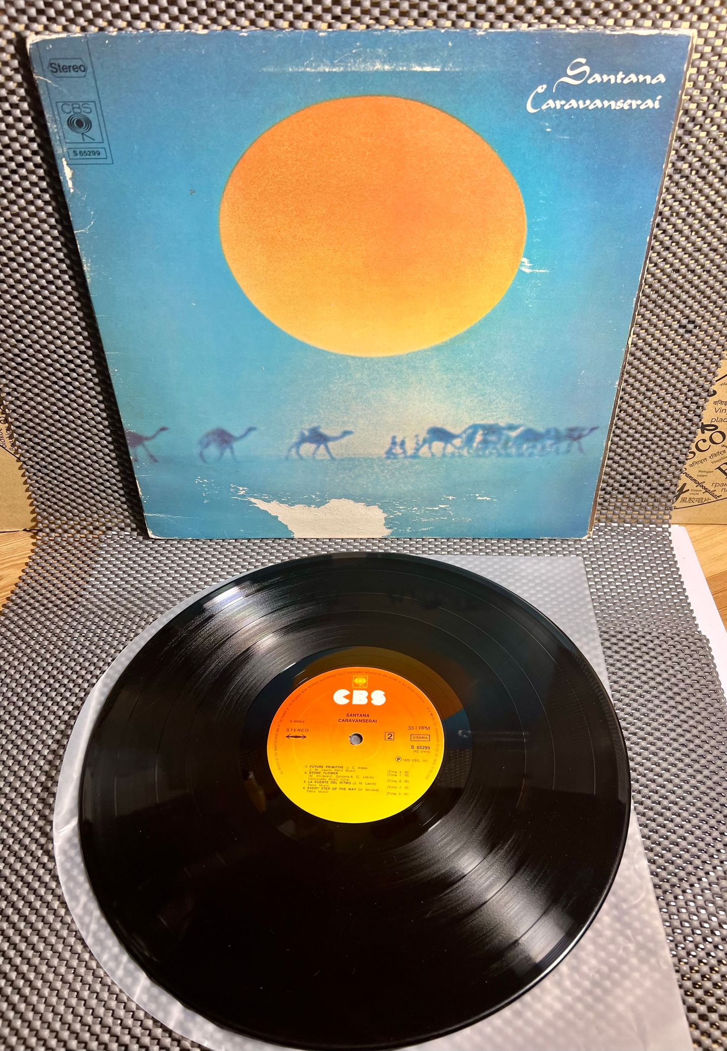 Santana - Caravanserai | CBS (S 65299) - 2