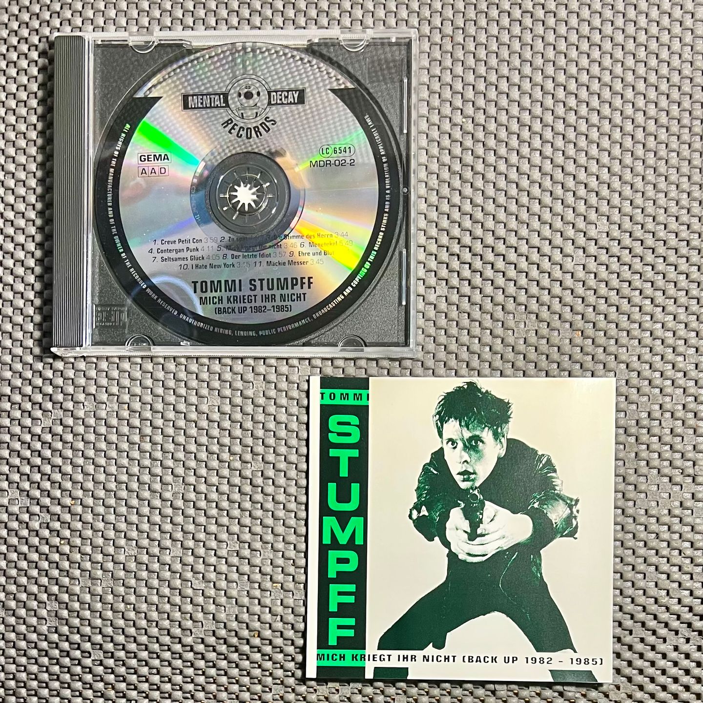 Tommi Stumpff - Mich Kriegt Ihr Nicht (Back Up 1982-1985) [CD - 1st German Ed. 1991 - Mental Decay Records MDR-02-2 - Mint] Electro Industrial | Mental Decay Records (MDR-02-2) - 3