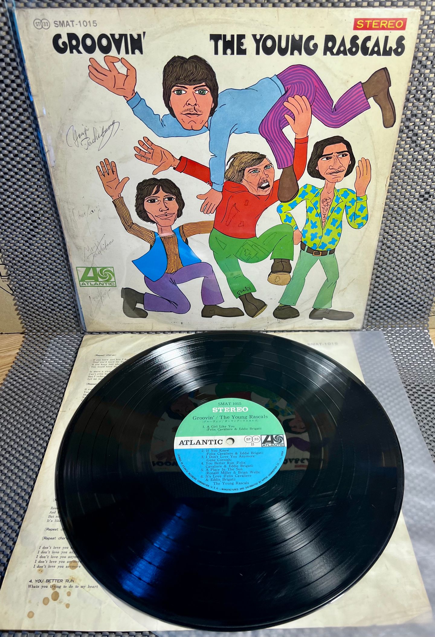 The Young Rascals - Groovin'  [LP OG Japan 1967 VG/VG] | Atlantic (SMAT-1015) - 2