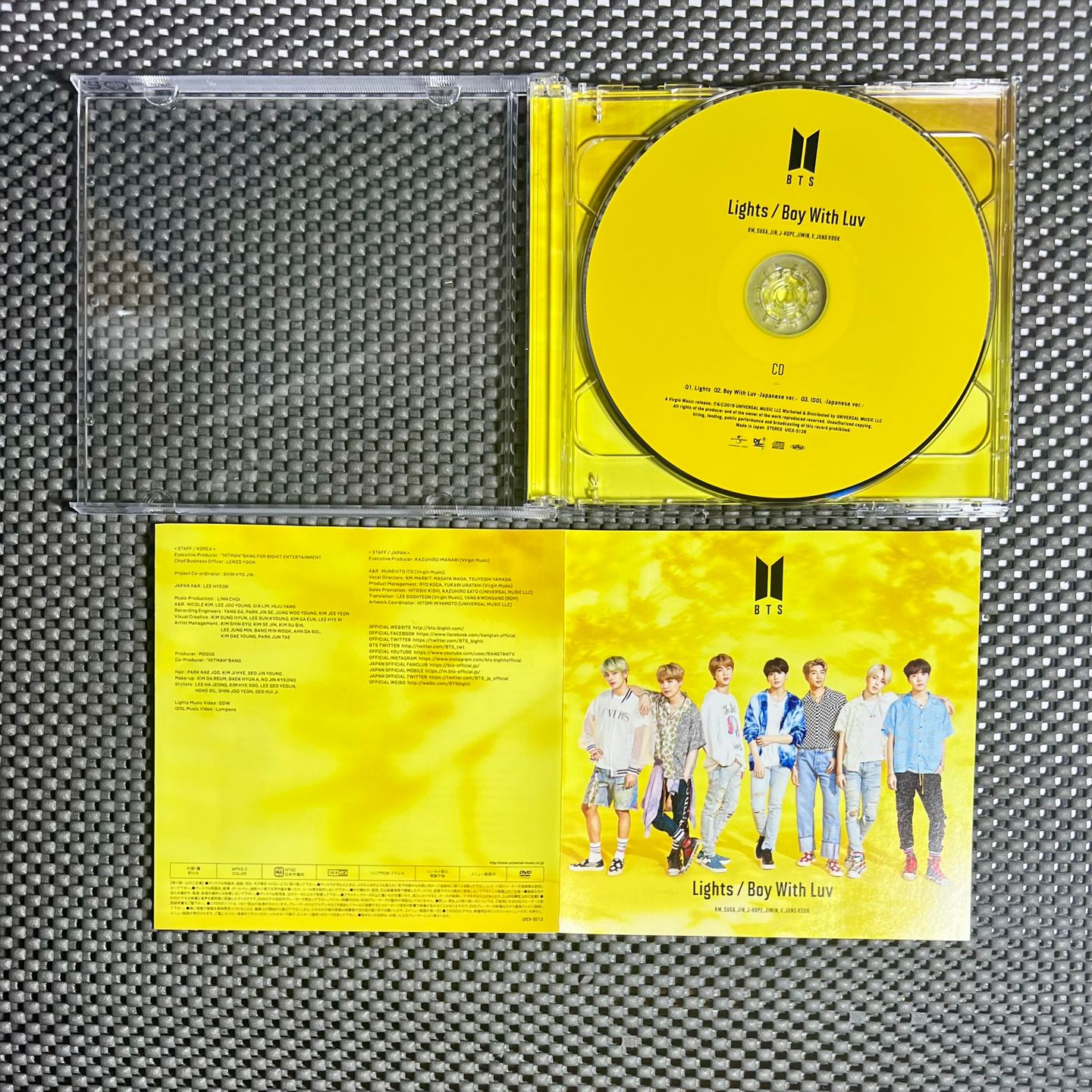 BTS - Lights / Boy With Luv | Universal Music (UICV-9313K) - 3 BTS - Lights / Boy With Luv | Universal Music (UICV-9313K) - 3