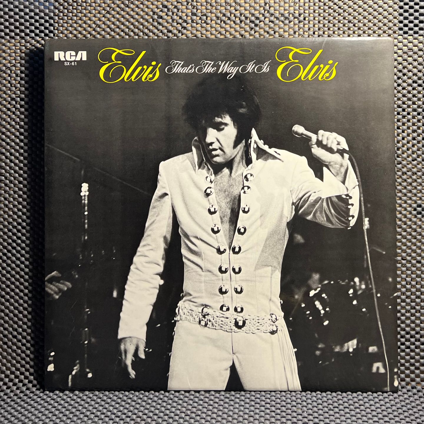 Elvis Presley - That's The Way It Is [Vinyl LP - Japan Press - 1971 - VG+/NM] Rock | RCA (SX-61)
