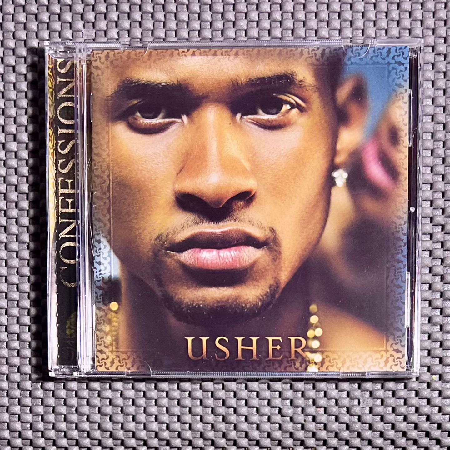 Usher - Confessions | LaFace Records (BVCM-35336)