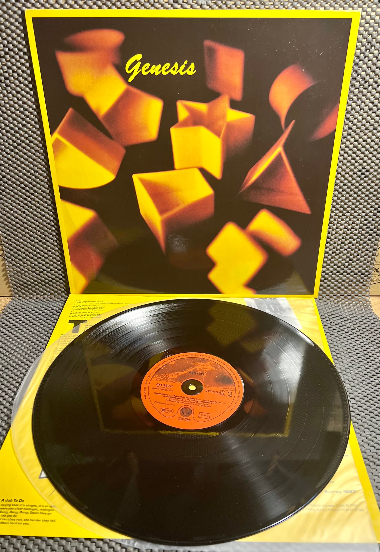 Genesis - Genesis [Vinyl LP - 1st German Press - 1983 - Vertigo 814 287-1 - NM/NM with OIS] Prog Rock | Vertigo (814 287-1) - 2