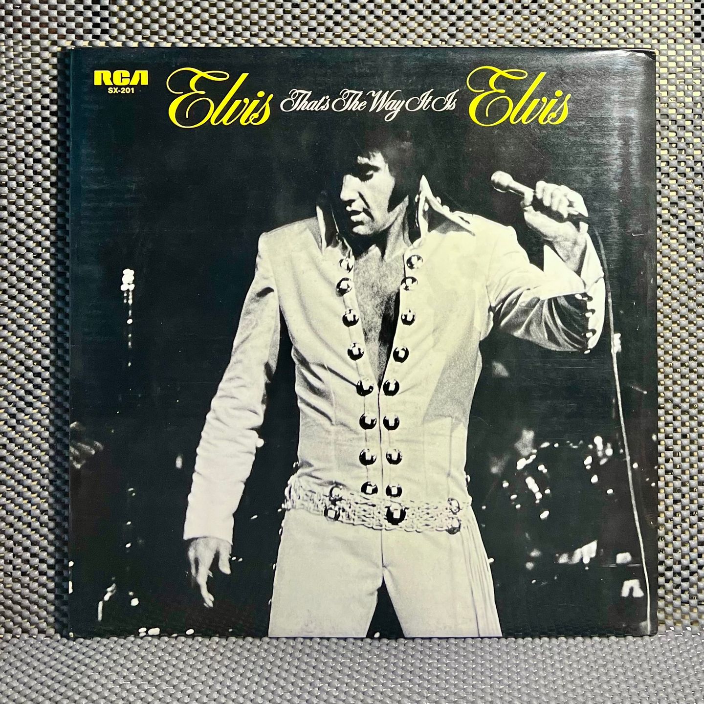 Elvis Presley - That's The Way It Is [LP - Japan Press - 1975 - EX to NM/NM] | RCA (SX-201)