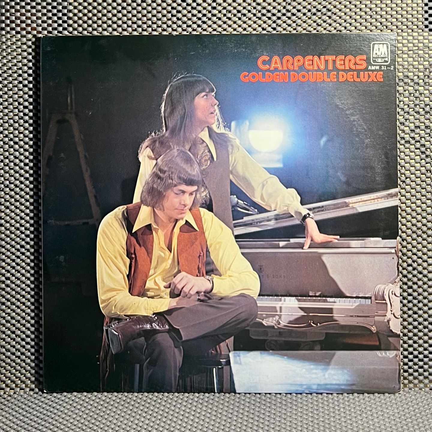 Carpenters - Golden Double Deluxe [2x LP - 1st Japan Press - 1972 - EX/NM] | A&M Records (AMW-31~32) - main