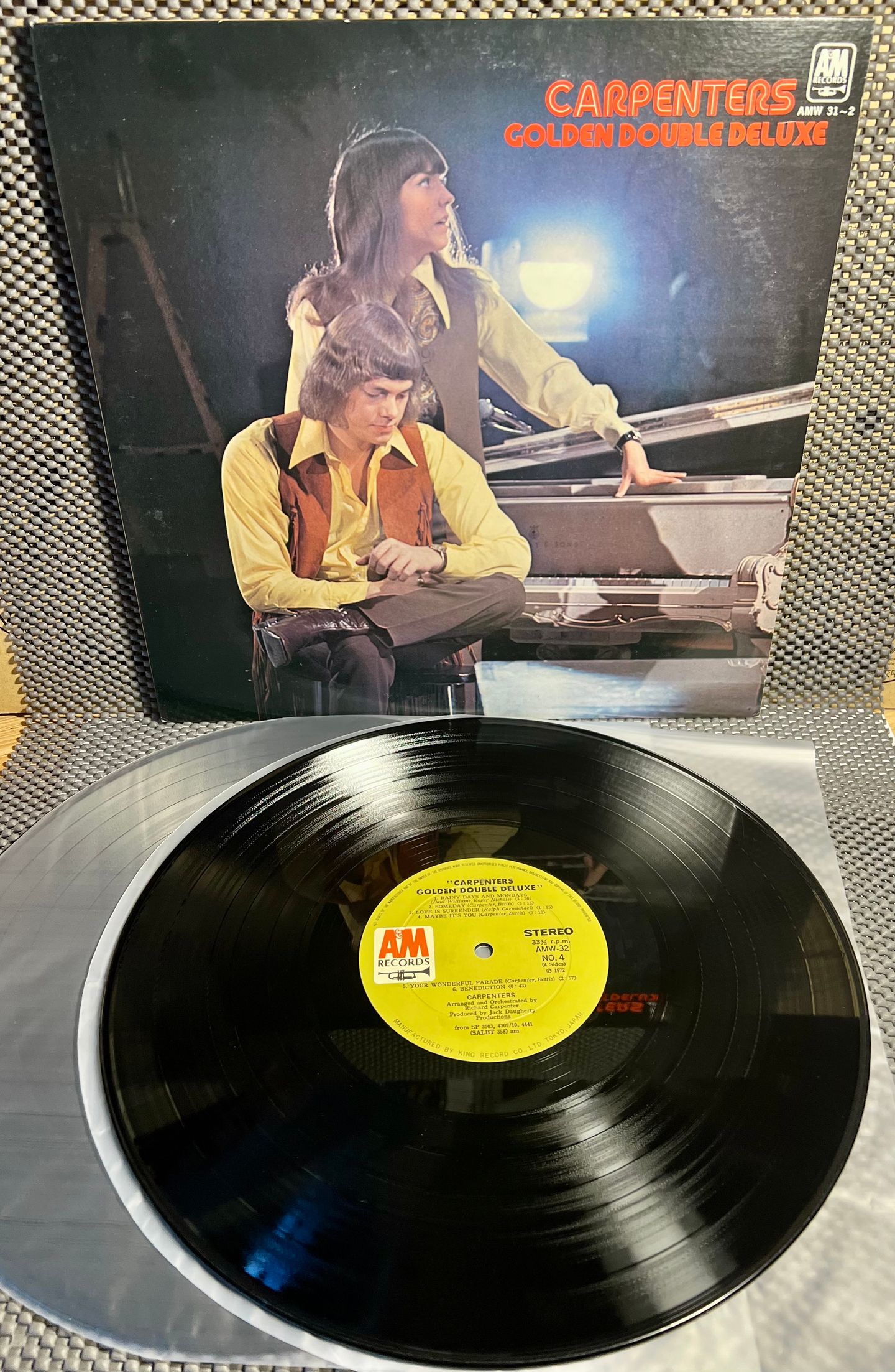 Carpenters - Golden Double Deluxe [2x LP - 1st Japan Press - 1972 - EX/NM] | A&M Records (AMW-31~32) - 2