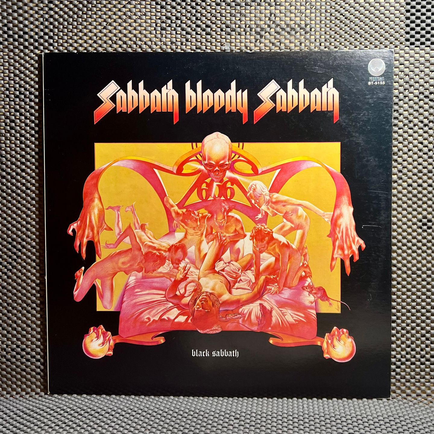 Black Sabbath - Sabbath Bloody Sabbath [Vinyl LP - Japan Press - 1978 - Vertigo BT-5155] Heavy Metal | Vertigo (BT-5155) - main