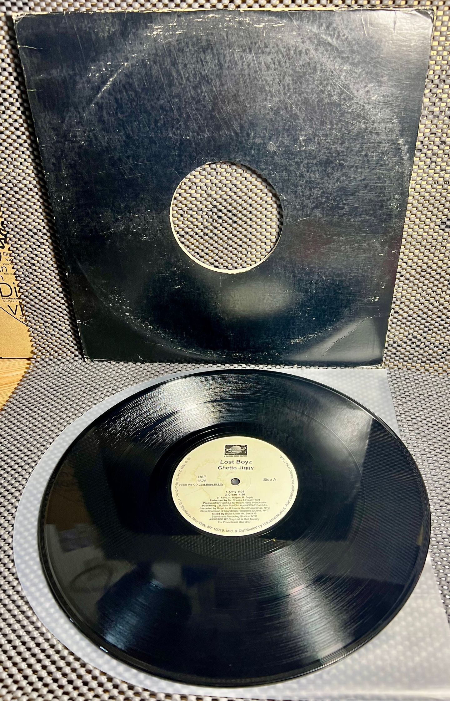 Lost Boyz - Ghetto Jiggy | Universal Records (U8P 1575)