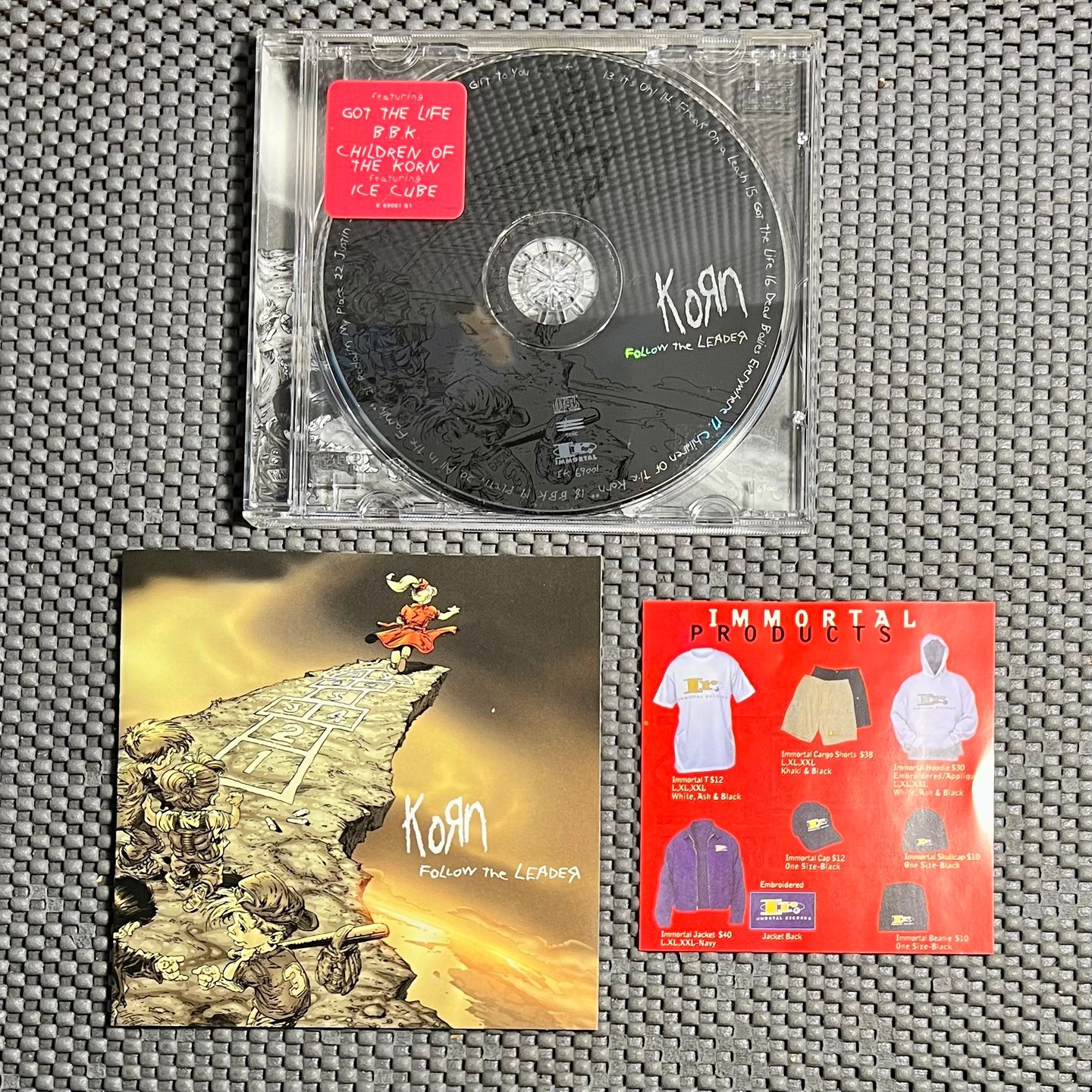 Korn - Follow The Leader [CD - 1st US Ed. - 1998 - Epic EK 69001 - Mint/NM] Nu Metal | Immortal Records (EK 69001) - 3