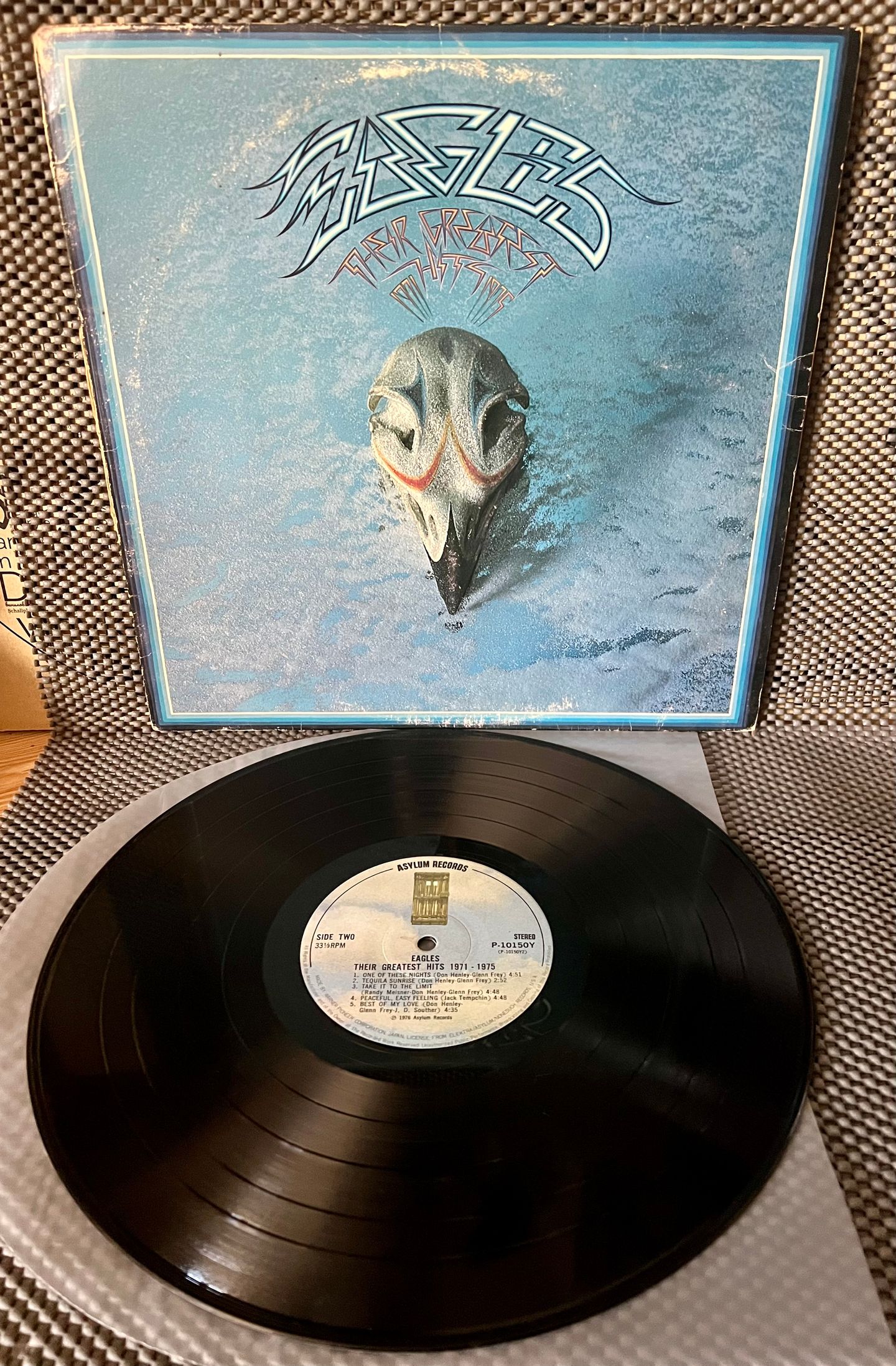 Eagles - Their Greatest Hits 1971-1975 [LP - 1st Japan Press - 1976 - VG+/VG] | Asylum Records (P-10150Y) - 2