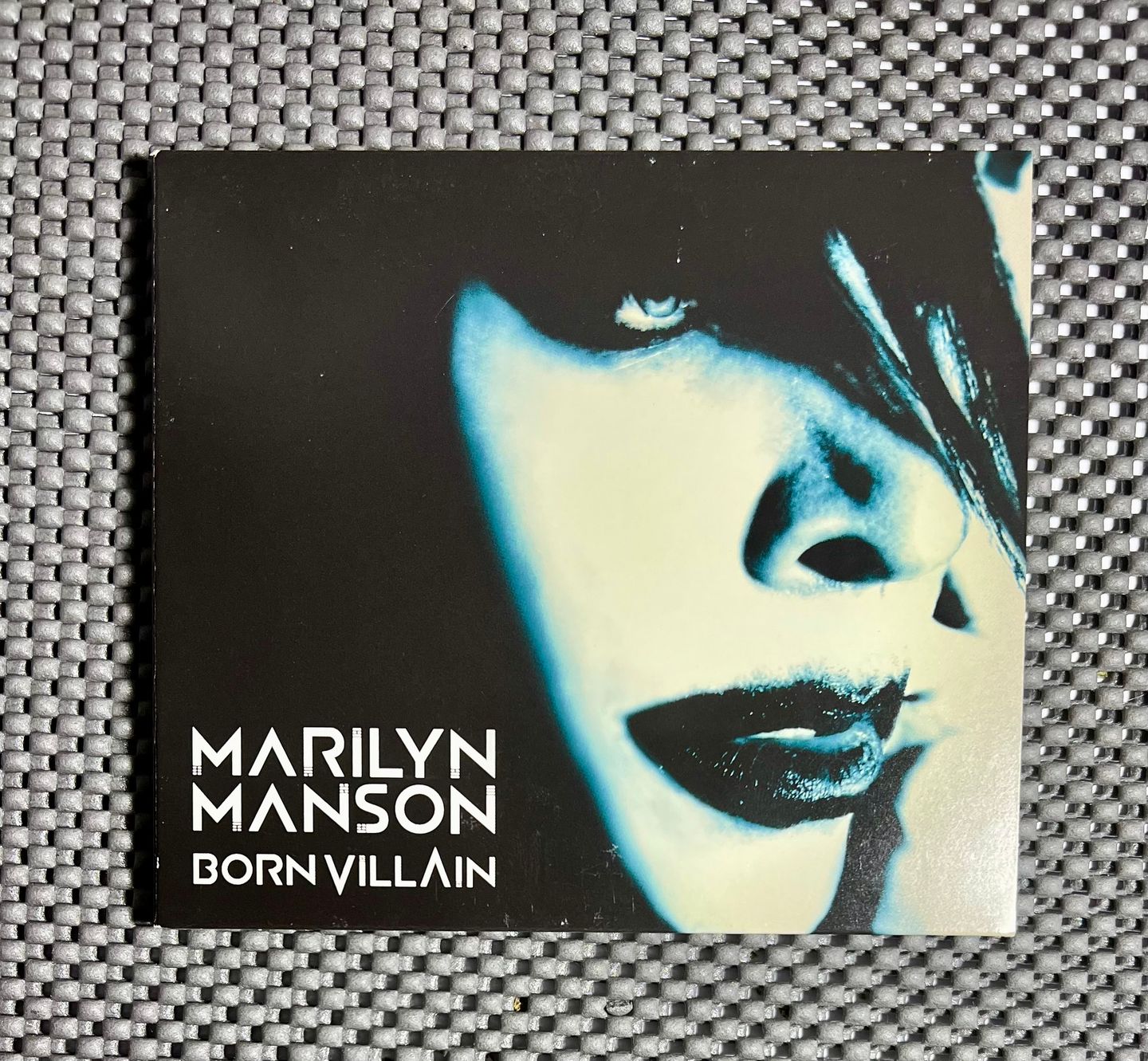 Marilyn Manson = Marilyn Manson - Born Villain = ボーン・ヴィラン | Victor (VICP-65058) - main
