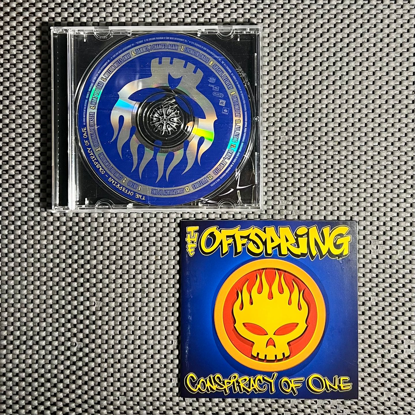 The Offspring - Conspiracy Of One [CD - 1st Press - EU - 2000 - NM/NM]  Alt Rock Punk | Columbia (COL 498481 2) - 5