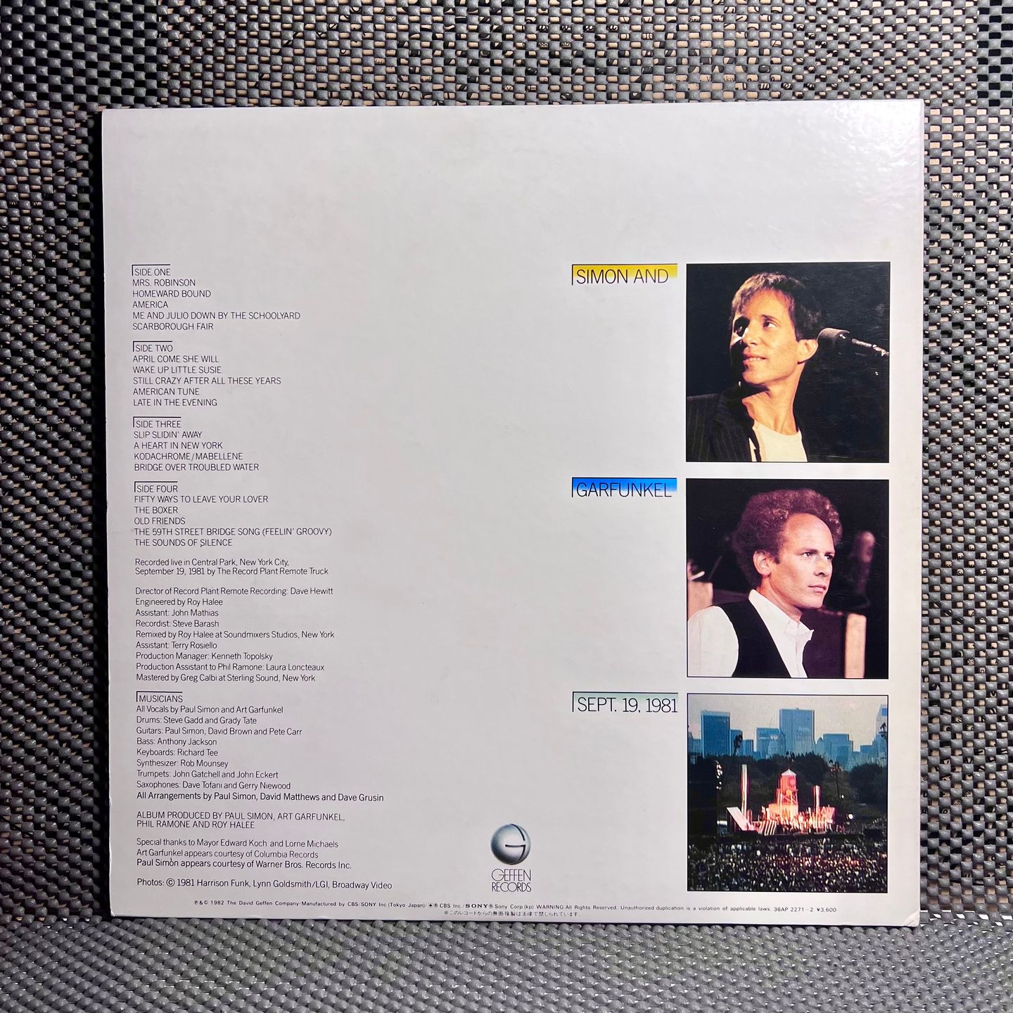 Simon & Garfunkel - The Concert In Central Park [2x LP - 1st Japan Press - 1982] | Geffen Records (36AP 2271~2) - 4