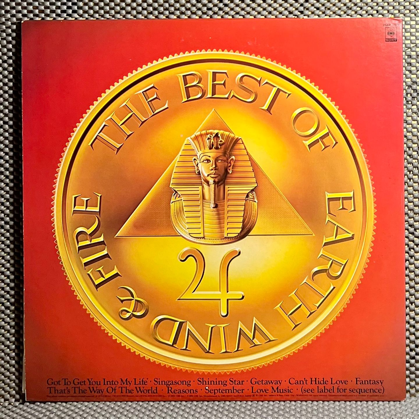 Earth, Wind & Fire - The Best Of Earth, Wind & Fire Vol. I [VINYL LP - 1st Japan Press - 1978 - EX/NM] | CBS/Sony (25AP 1190) - 3