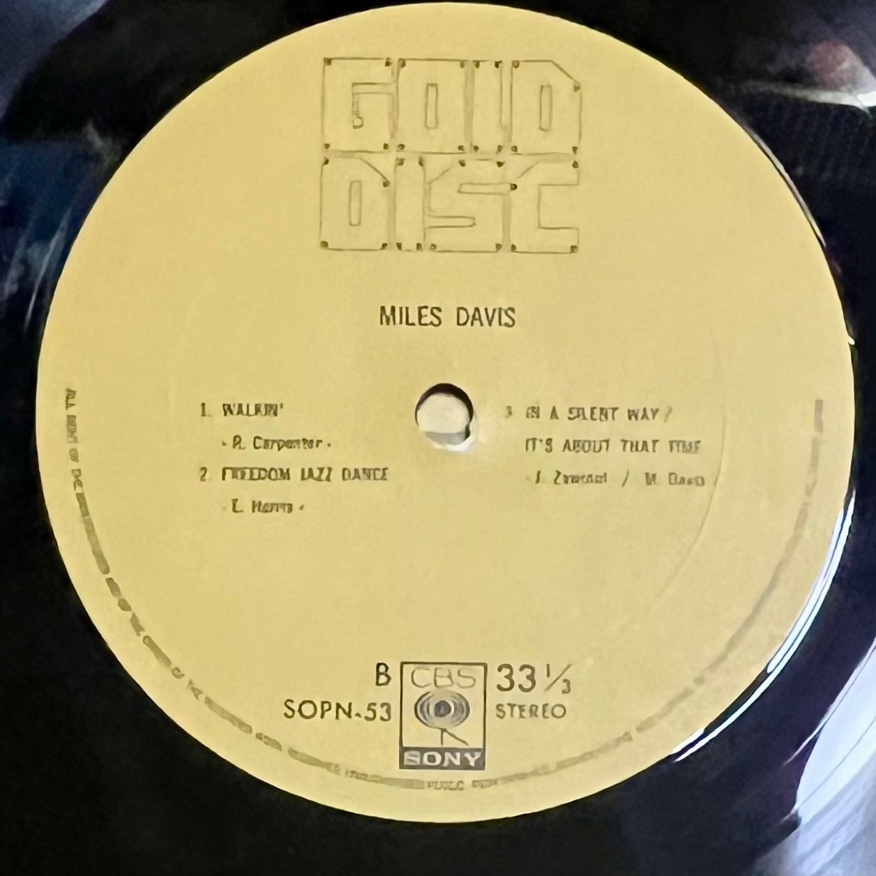 Miles Davis - Miles Davis (Gold Disc) [Vinyl LP - 1st Japan Press - 1974 - SOPN 53 - NM/Mint] Jazz | CBS/Sony (SOPN 53) - 6