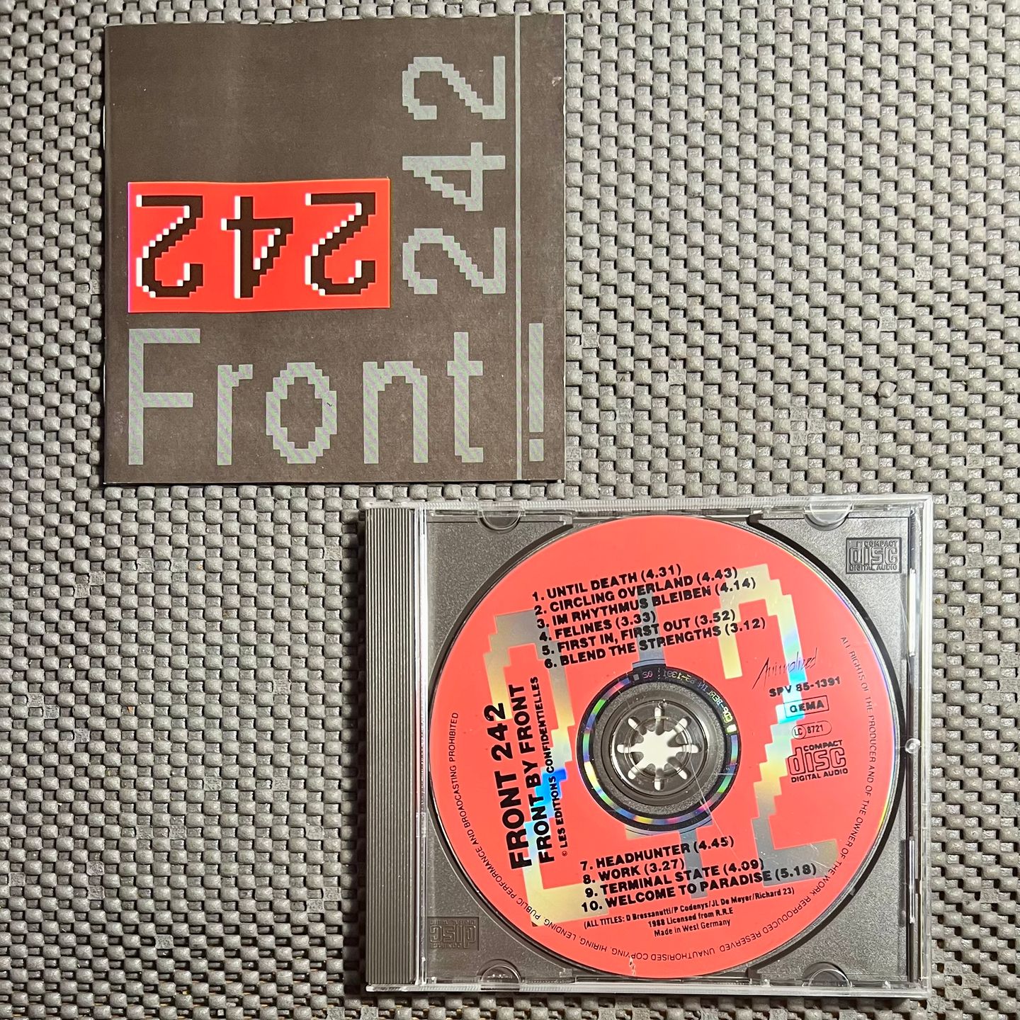 Front 242 - Front By Front [CD - 1st German Ed. 1988 - Animalized SPV 85-1391 - NM/NM] Industrial | Animalized (SPV 85-1391) - 3