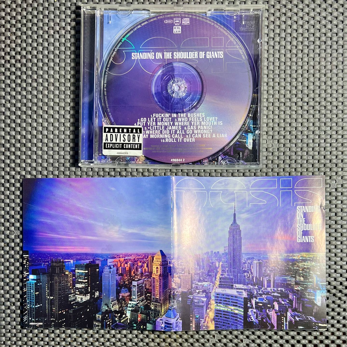 Oasis - Standing On The Shoulder Of Giants [CD - 1st EU Press - 2000 - NM/NM] | Helter Skelter (HES 496844 2) - 3